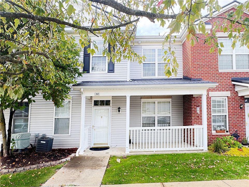 1st image of 203 Sonie Dr