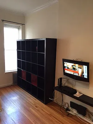 Rented by ALTER REALTY CO INC | media 10