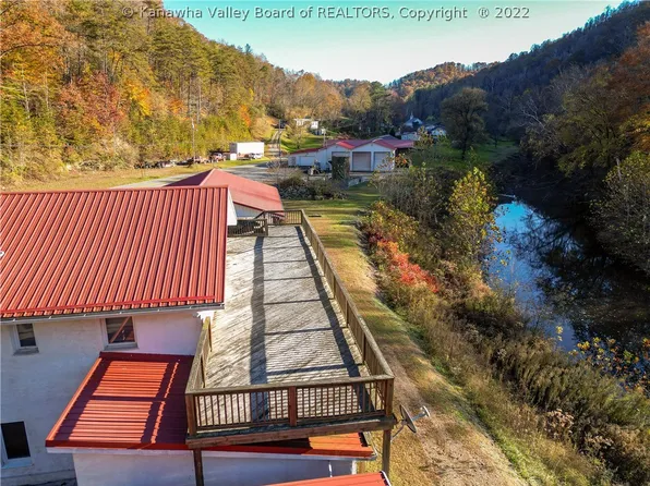 15111 Us Highway 33 W, Stumptown, WV 25267