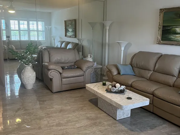 3011 Exeter Dr, Boca Raton, FL 33434