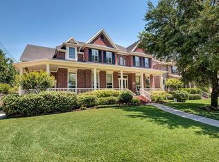 3318 Drummond St, Houston, TX 77025