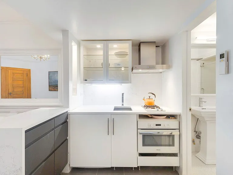 31 W 94th St #3B — Photo 5