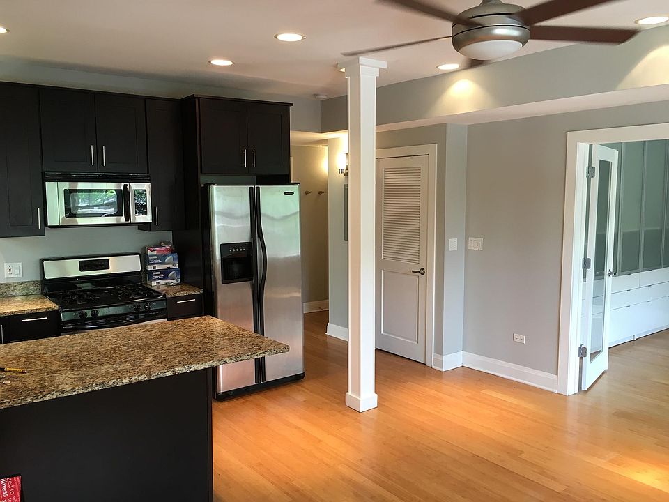 1st image of 1446 W Thorndale Ave APT 1S