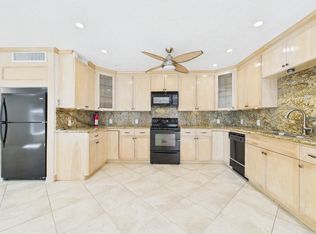 2824 Briarhurst Dr APT 13, Houston, TX 77057