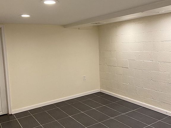 1E1EE77D-2E13-4C7D-81A7-D9DCAE65EF43