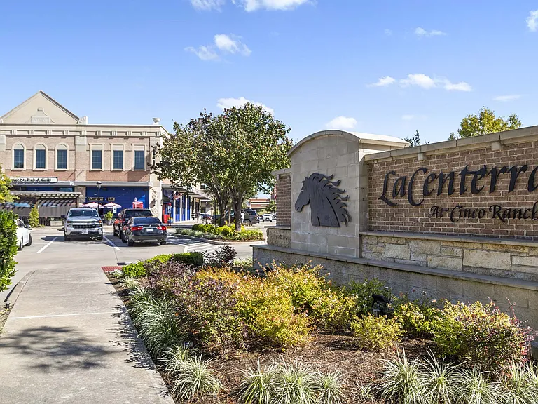 Camden Downs At Cinco Ranch — Photo 36