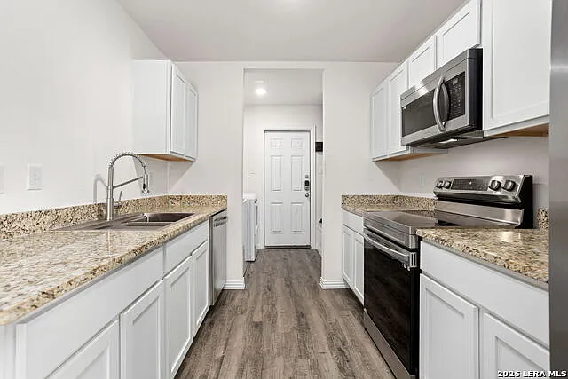 2718 Bermuda Dr — Photo 10