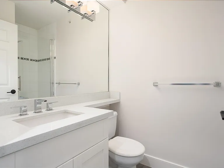 8989 Hudson St #409 — Photo 13