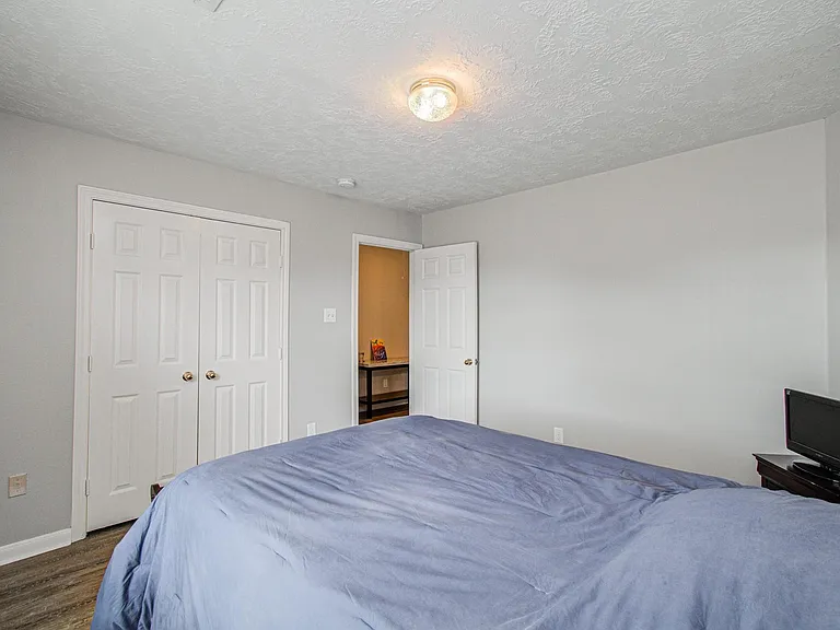 3043 W Hampton Dr — Photo 36