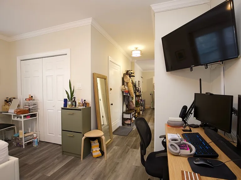 646 W Roscoe St #N3 — Photo 15