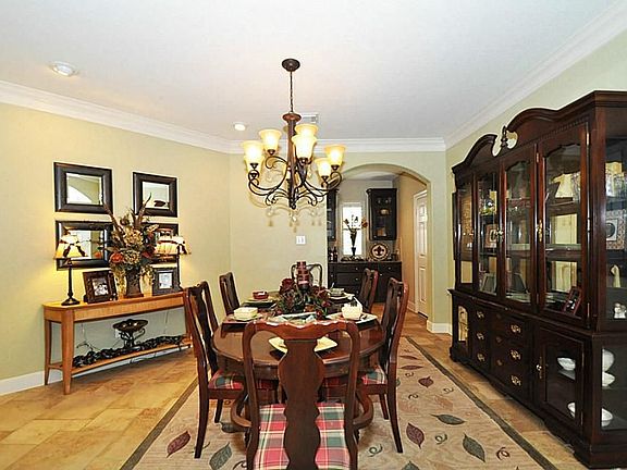 Formal Dining