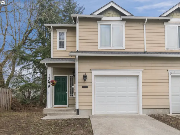 35079 Roberts Ln, Saint Helens, OR 97051