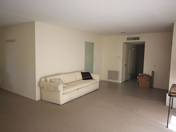 2052 E Hermosa Drive