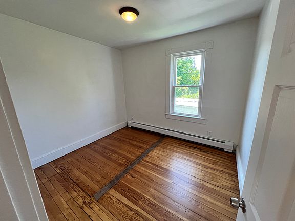 5th image of 151 Rogers St #1