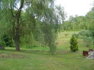 40 Shippee Schoolhouse Rd, Foster, RI 02825