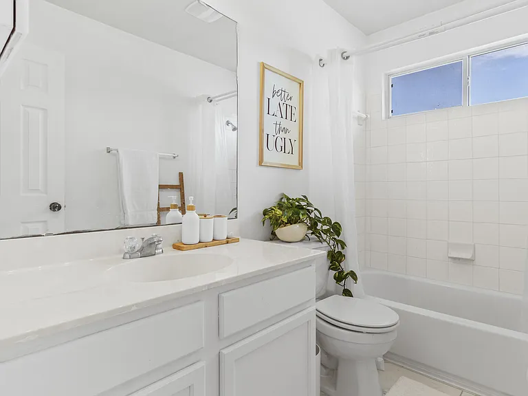 13524 Lyndon B Johnson St — Photo 38