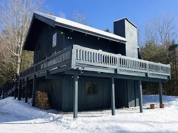 373 Vermont Route 11, Londonderry, VT 05148