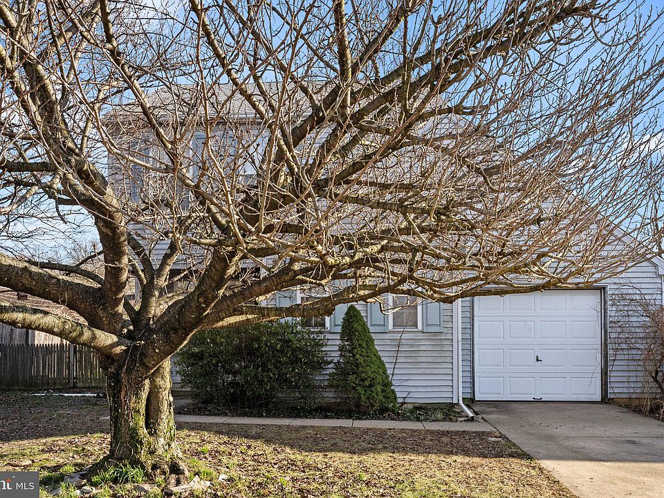 4638 Magnolia Ave, Bristol, PA 19007 Zillow