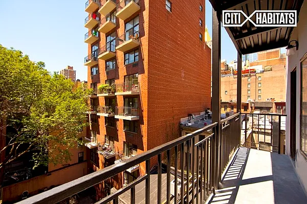 Rented by Keller Williams NYC | media 29