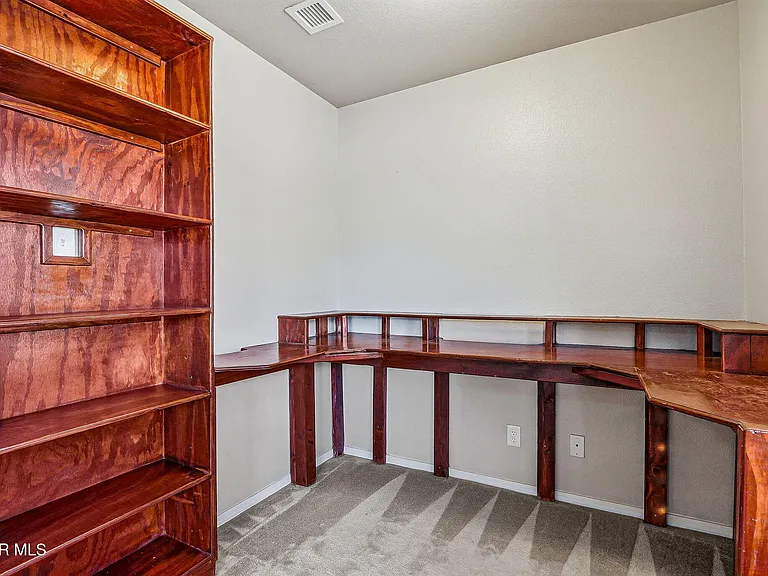 2300 Glitter Point — Photo 6