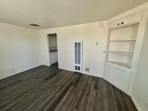 1024 Alvarado Dr SE Photo 1