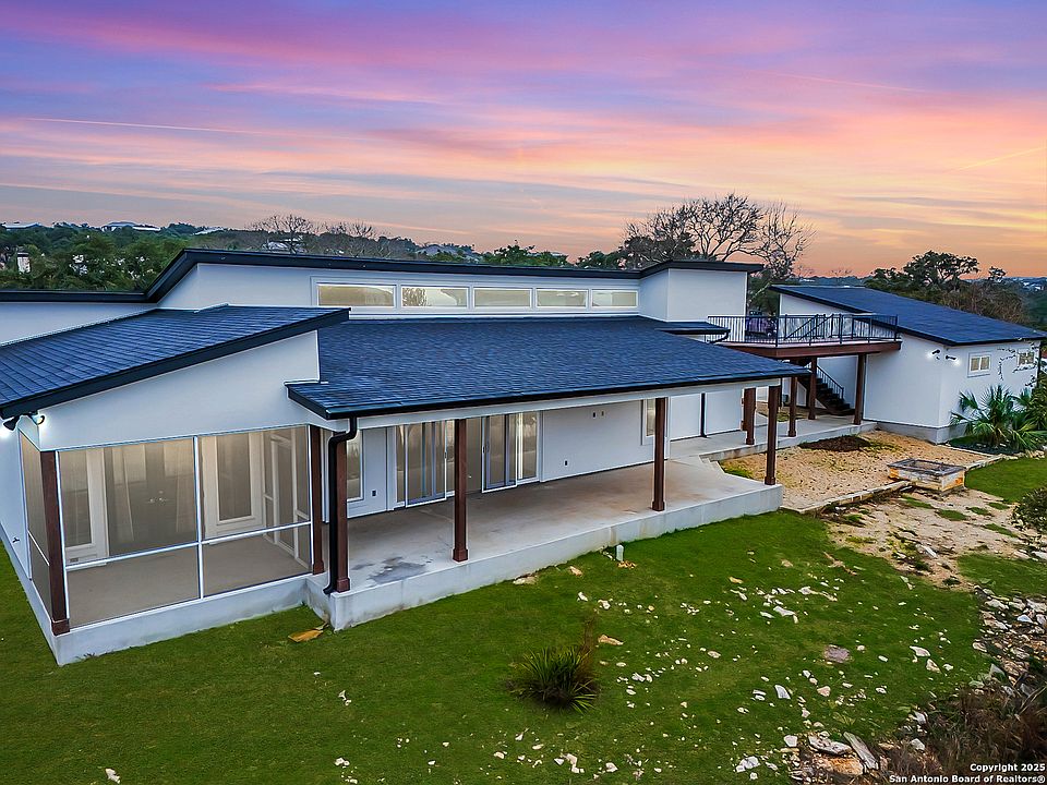 1st image of 2109 Bella Vista