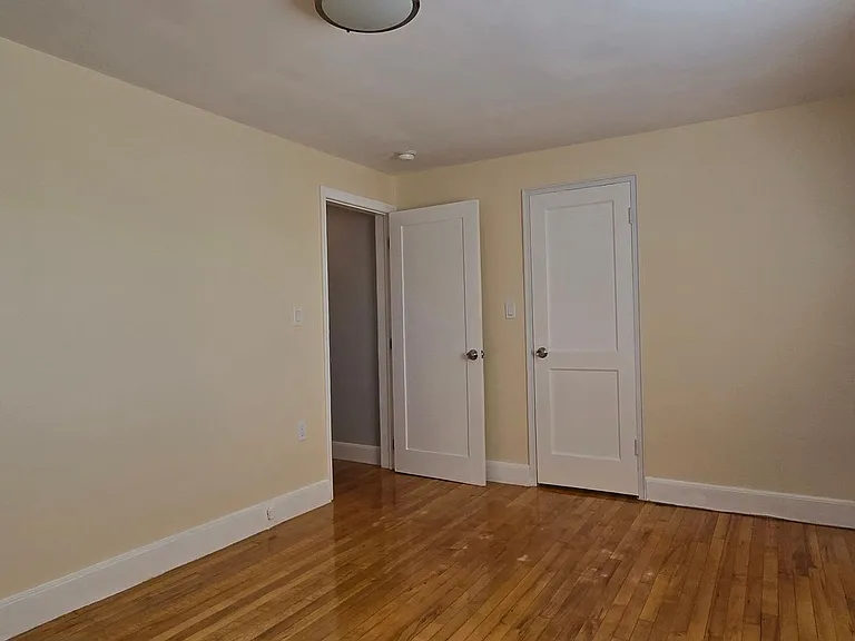 84 Gladeside Ave — Photo 10