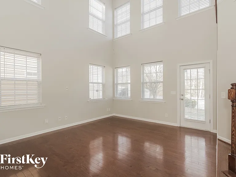 2440 Sonoma Valley Dr — Photo 5