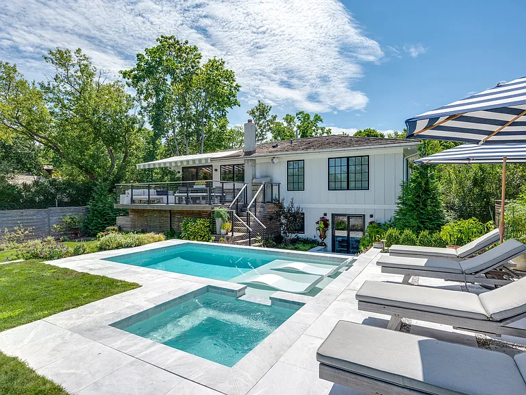 43 Hempstead St — Photo 31