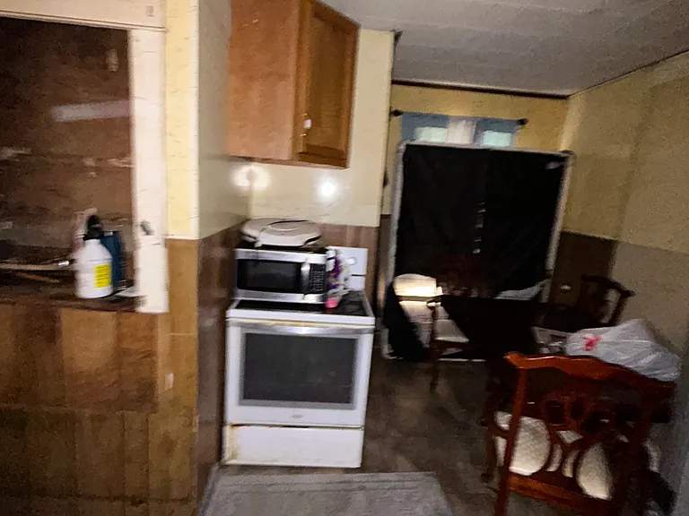 5617 Warren Ave — Photo 8