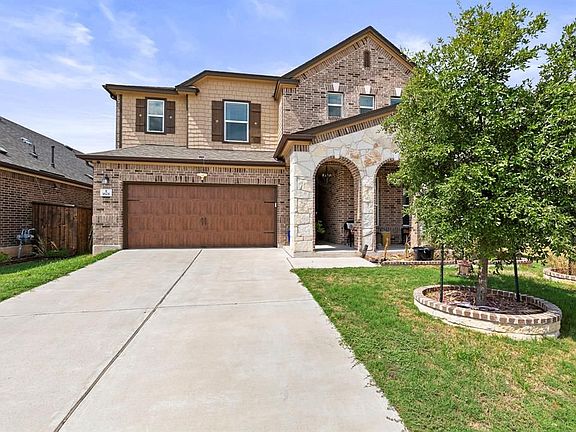 2nd image of 1601 Sonny Dr