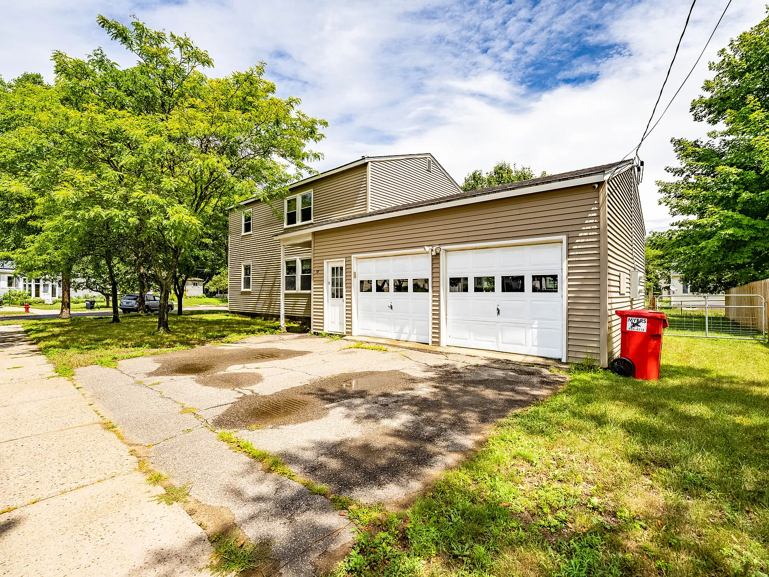 57 Clover Ln — Photo 1