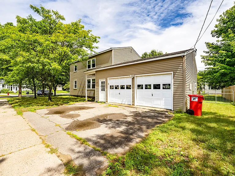 57 Clover Ln #2 — Photo 1