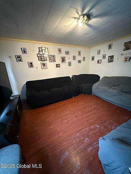 3rd image of 519 Paige Street