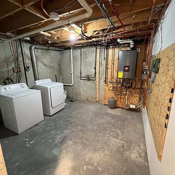 2591 Washington St — Photo 21