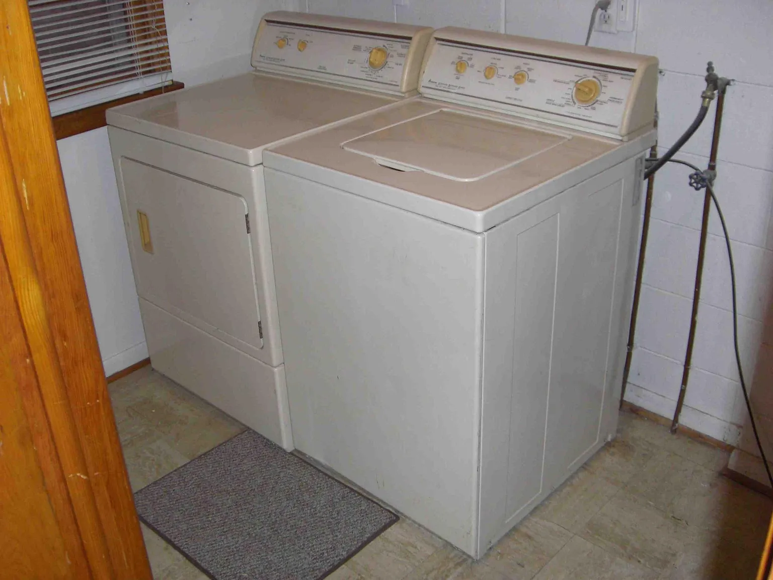 5937 Nash Ln photo 1