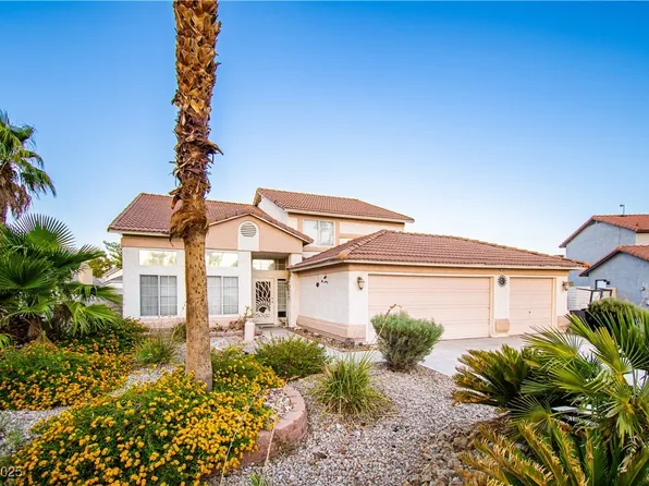 2532 Goldenmoon St, Las Vegas, NV 89108