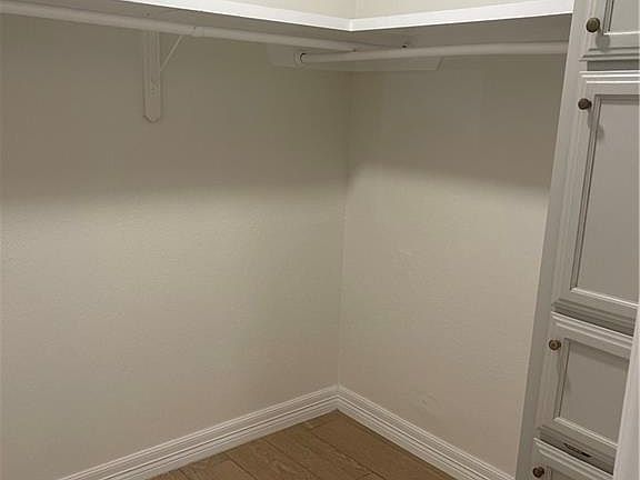 5th image of 1811 Highland Park Ave