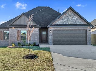 7103 SW Walnut Grove Ave, Bentonville, AR 72712