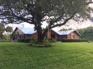 800 French Creek Ln, Fort Pierce, FL 34982