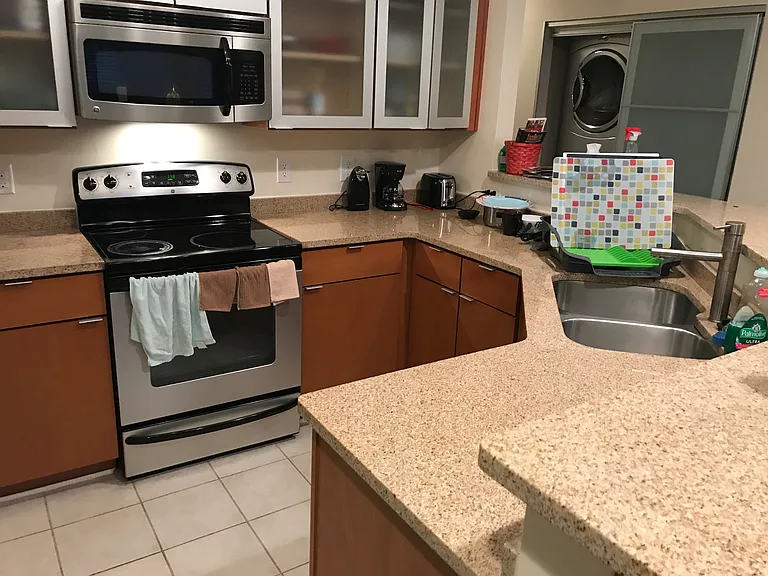 521 N Graham St #3A — Photo 12