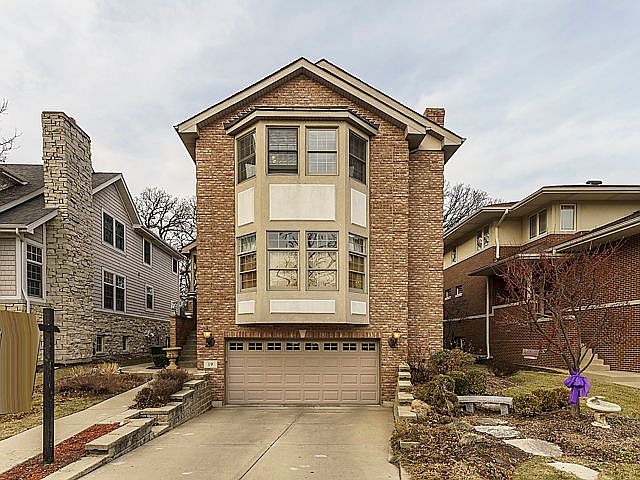 1st image of 19 W Jackson Ave