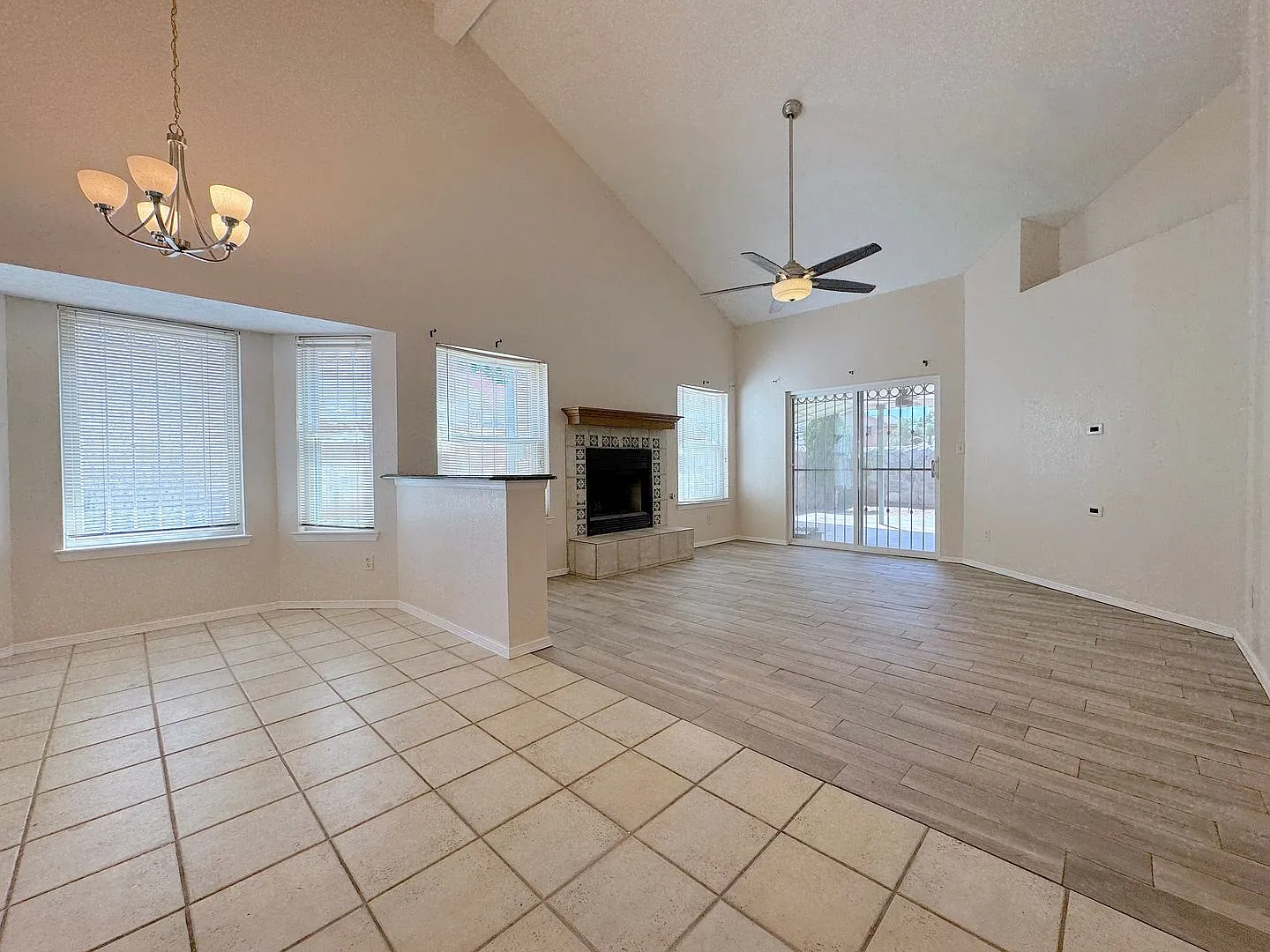East El Paso 3bed/2bath Refrig A/C! — Photo 4