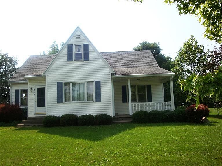 1st image of 789 Union Blvd