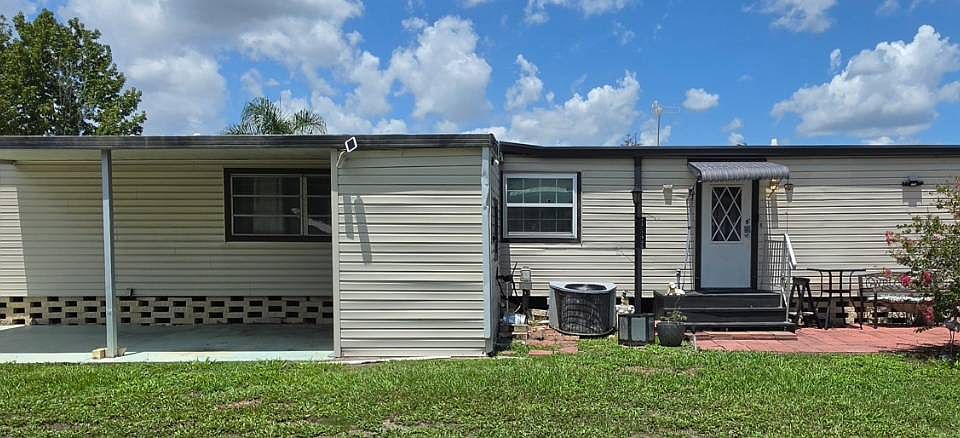 1st image of 1421 Colt Ln #83
