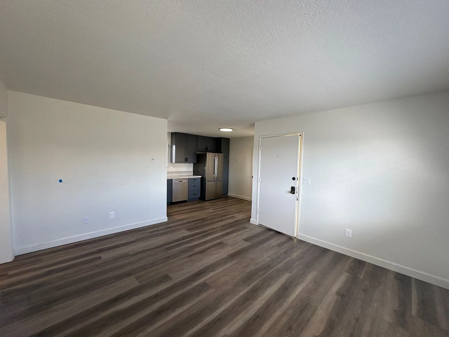 255 East Romie Lane — Photo 4
