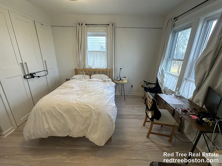 229 Harvard St #6 — Photo 9