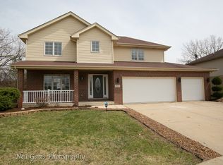 18521 Willow Ave, Country Club Hills, IL
