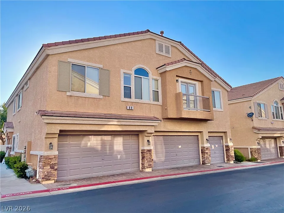 89 Dow Jones St #3
