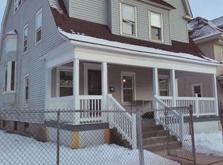 132 Amherst St, Springfield, MA 01109